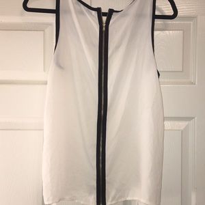 Forever 21 Tops - White Forever 21 zipper tank Forever 21 Tops - White Forever 21 zipper tank